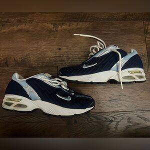 Nike Max Air Sneakers Size 7 Vintage
